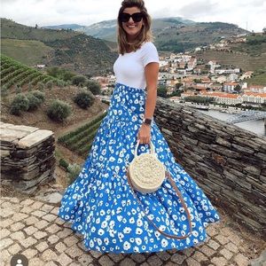 ZARA Maxi skirt with blue & white floral pattern Sz S